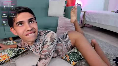 Snapshot of joshua_sanz chatting on December 5, 5:05 am Joshua Sanz online show from December 5, 5:05 am