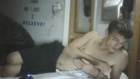 Snapshot of joshuamadeit123 chatting on March 8, 3:39 am joshuamadeit123 online show from March 8, 3:39 am