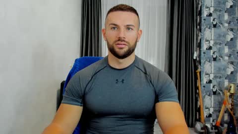 joshuamuscle69 online show from January 30, 5:41 am