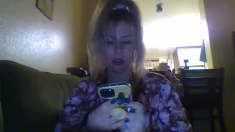 Snapshot of josiecaruso chatting on November 2, 6:16 am Lana Caruso online show from November 2, 6:16 am