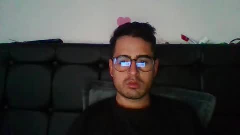 josux8 online show from January 16, 4:22 pm