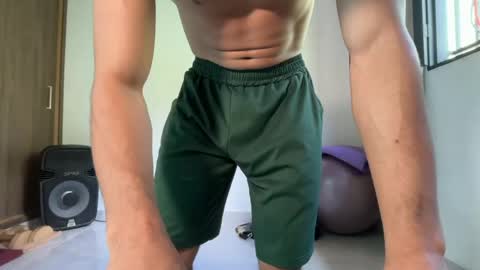 Im Jouliano online show from May 24, 3:06 pm