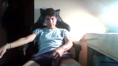 Snapshot of jovenlindo2002 chatting on December 2, 11:34 pm Fran online show from December 2, 11:34 pm