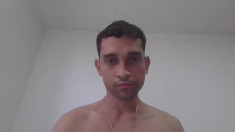 Snapshot of jovenvergonguapo09 chatting on November 28, 11:46 am Van Helsing online show from November 28, 11:46 am