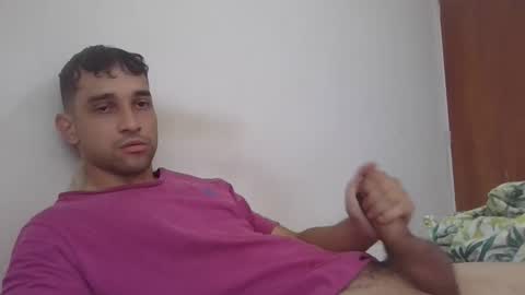 Snapshot of jovenvergonguapo09 chatting on December 15, 1:48 pm Van Helsing online show from December 15, 1:48 pm