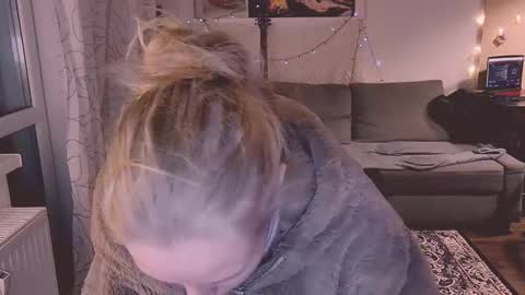 joy_keys online show from February 18, 3:54 pm