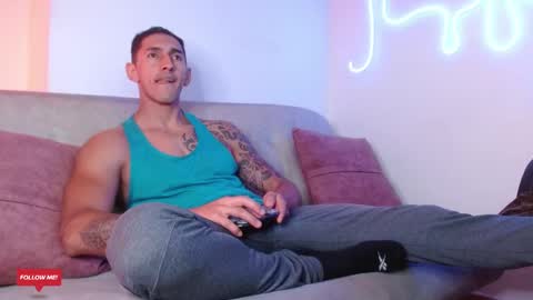  JOYLOPEZFIT online show from February 17, 2:48 pm