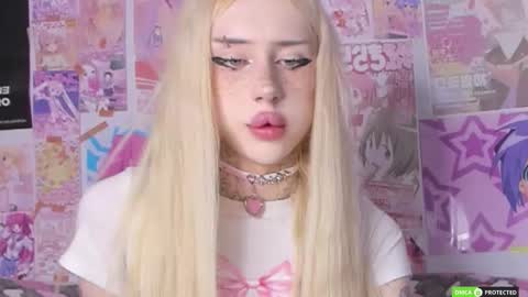 Snapshot of joybarker chatting on February 17, 1:40 pm Joy Barker online show from February 17, 1:40 pm