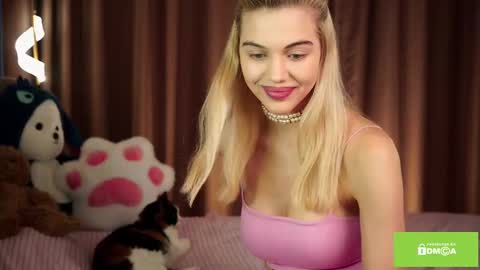 Snapshot of joybunny chatting on February 22, 9:56 am joybunny online show from February 22, 9:56 am