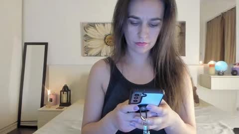 Snapshot of joycasidy chatting on December 2, 4:20 pm CassidyJoy online show from December 2, 4:20 pm