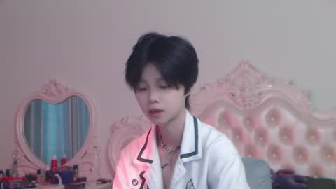 joycekay online show from March 30, 4:02 am