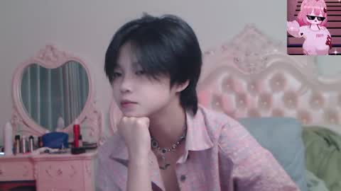 joycekay online show from August 1, 7:13 pm