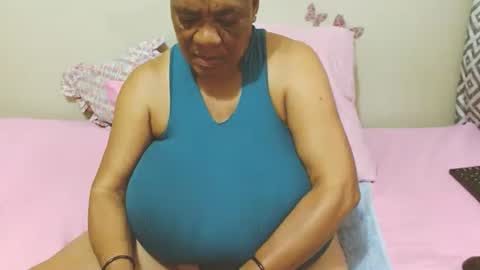 Snapshot of joycemando chatting on February 13, 3:03 pm DairyQueen online show from February 13, 3:03 pm