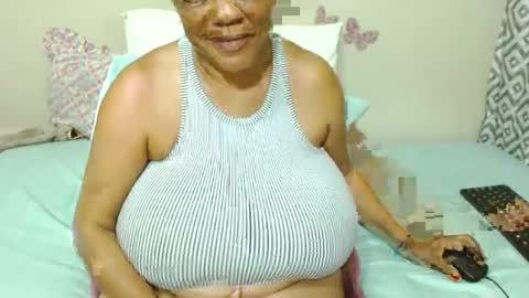 Snapshot of joycemando chatting on March 4, 5:34 pm DairyQueen online show from March 4, 5:34 pm