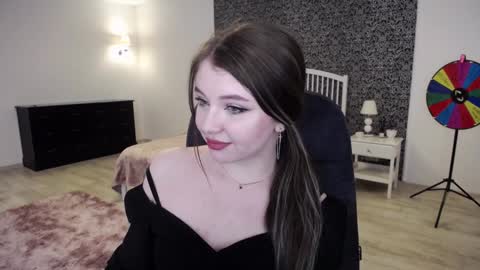 Ginny online show from December 5, 4:01 pm