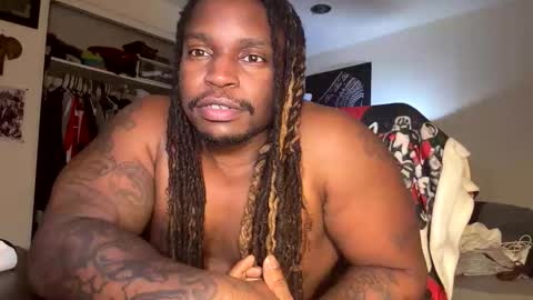 Snapshot of jpj1988 chatting on December 15, 7:01 am Southern D online show from December 15, 7:01 am