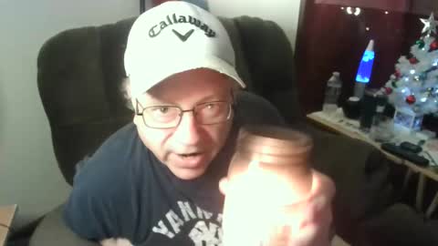 Snapshot of jpmel99 chatting on December 15, 3:13 am jpmel99 online show from December 15, 3:13 am