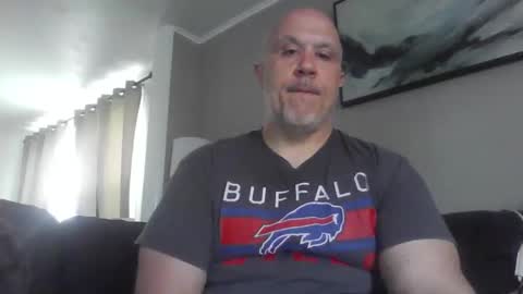 Snapshot of jr1871 chatting on April 28, 2:33 pm jr1871 online show from April 28, 2:33 pm