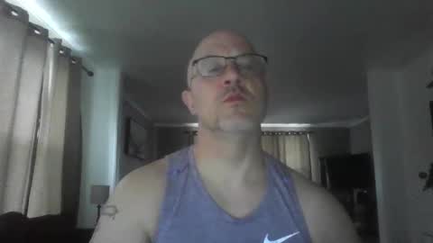 Snapshot of jr1871 chatting on May 8, 11:59 am jr1871 online show from May 8, 11:59 am