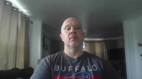 Snapshot of jr1871 chatting on May 9, 2:55 pm jr1871 online show from May 9, 2:55 pm