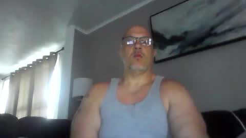 Snapshot of jr1871 chatting on May 20, 12:33 pm jr1871 online show from May 20, 12:33 pm
