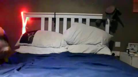 Naughty Couple online show from March 4, 1:33 am