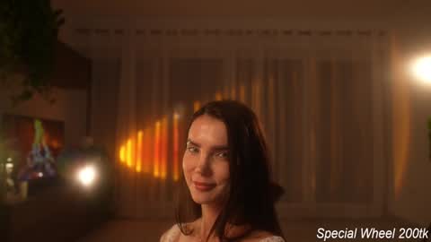 Jennifer Diaz online show from December 13, 9:53 pm