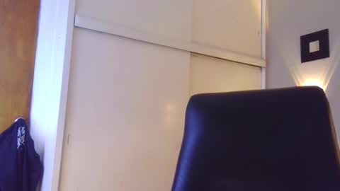 Snapshot of jsneiidy_ath chatting on December 29, 9:50 am Josneidy Jos online show from December 29, 9:50 am