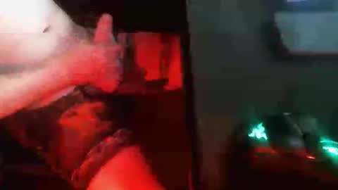 Snapshot of jsprayz69 chatting on September 24, 12:25 am jsprayz69 online show from September 24, 12:25 am