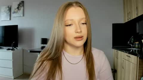 Julia and Julia online show from June 4, 10:21 am