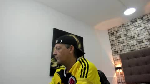 JUAN  online show from March 26, 11:27 am