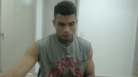 juan_gomez_1 online show from December 14, 11:50 am