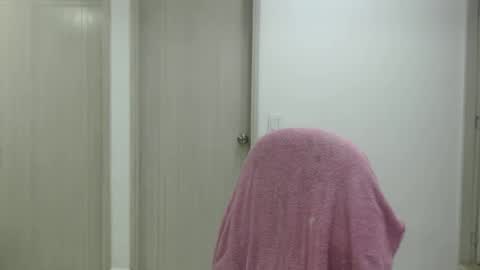 juan_gomez_1 online show from February 21, 10:39 am