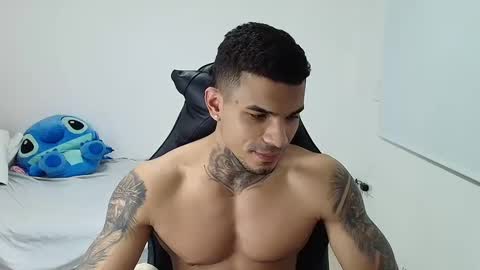 juan_gomez_1 online show from September 12, 12:44 am