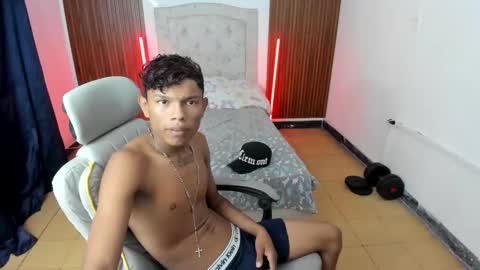 Snapshot of juan_mhata chatting on February 22, 12:34 am Juan Mhata online show from February 22, 12:34 am