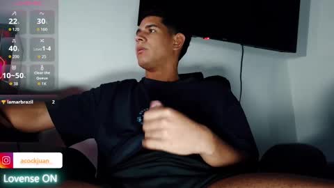 Snapshot of juanacock_2 chatting on October 2, 1:23 am Juan online show from October 2, 1:23 am