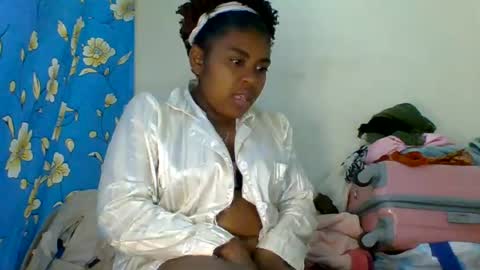 Juanah online show from July 11, 7:33 am