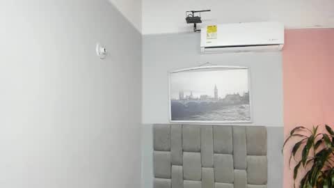 Juana online show from March 30, 12:06 pm