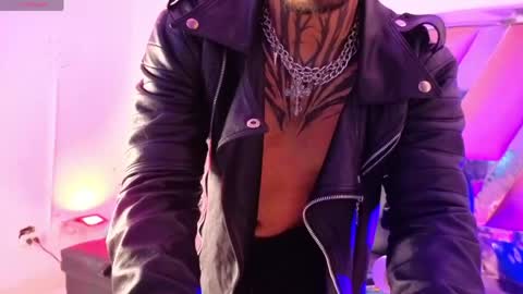juancamilo66_ online show from June 3, 1:25 pm