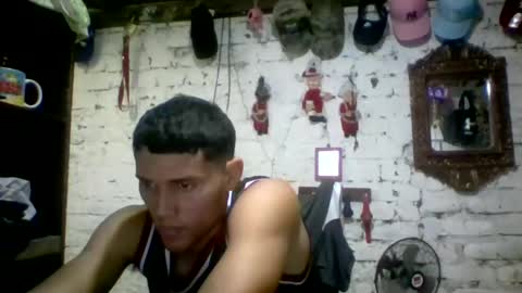 juandavid7261913970 online show from November 1, 1:07 am