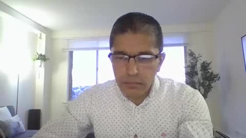 juanearth1 online show from February 10, 10:25 pm