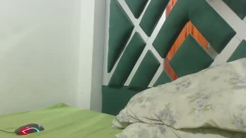 Snapshot of juanfe_style chatting on December 16, 3:55 am juanfe_style online show from December 16, 3:55 am