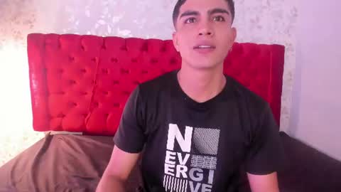 Snapshot of juanga_briel chatting on July 11, 12:19 pm JUAN GABRIEL online show from July 11, 12:19 pm