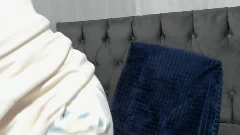 juanita online show from February 2, 1:34 am