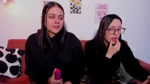 juanitaaa_ online show from July 24, 11:36 pm