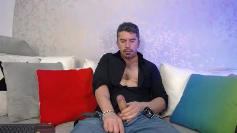 Juan k online show from December 22, 4:04 pm