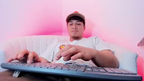 JUAN  online show from July 3, 8:59 pm