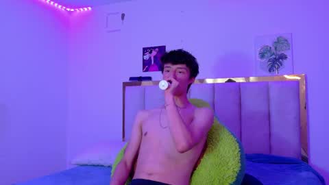 Snapshot of juanmres chatting on May 26, 2:24 pm juanmres online show from May 26, 2:24 pm