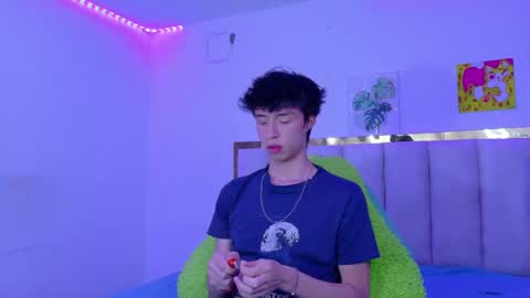 Snapshot of juanmres chatting on June 1, 7:26 pm juanmres online show from June 1, 7:26 pm