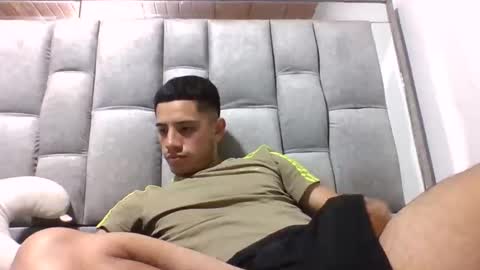 Snapshot of juanperez1999777 chatting on September 24, 3:54 am juanperez1999777 online show from September 24, 3:54 am